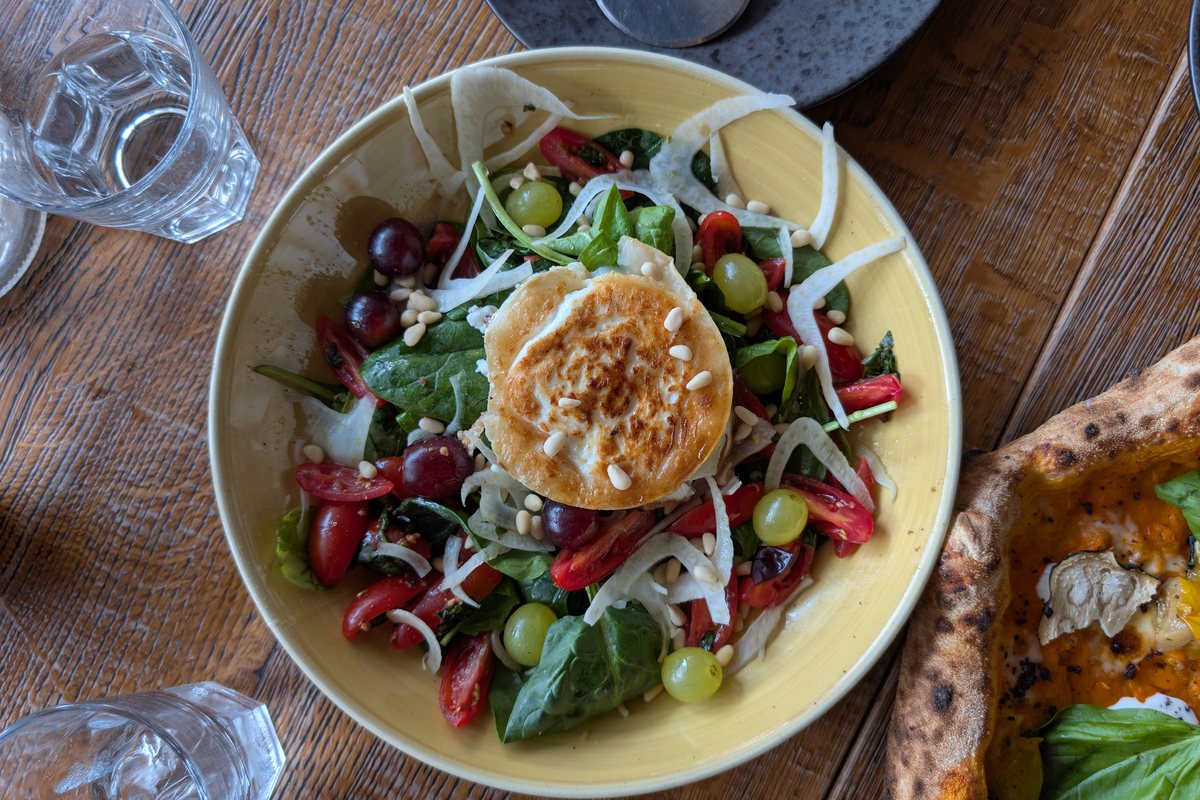 Salade de chèvre chaud au miel